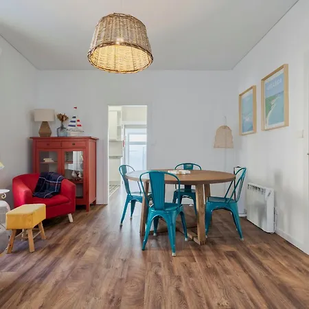 Casa Lilas - By Y Concept * Сетубал