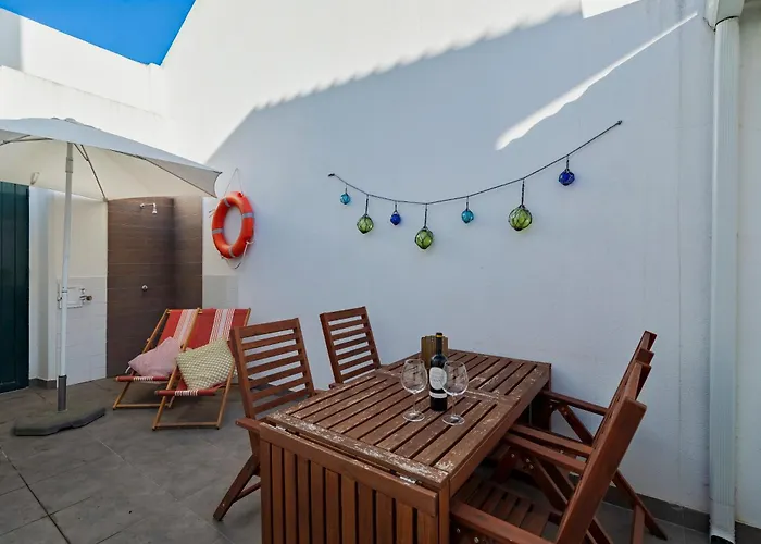 Casa Lilas - By Y Concept *